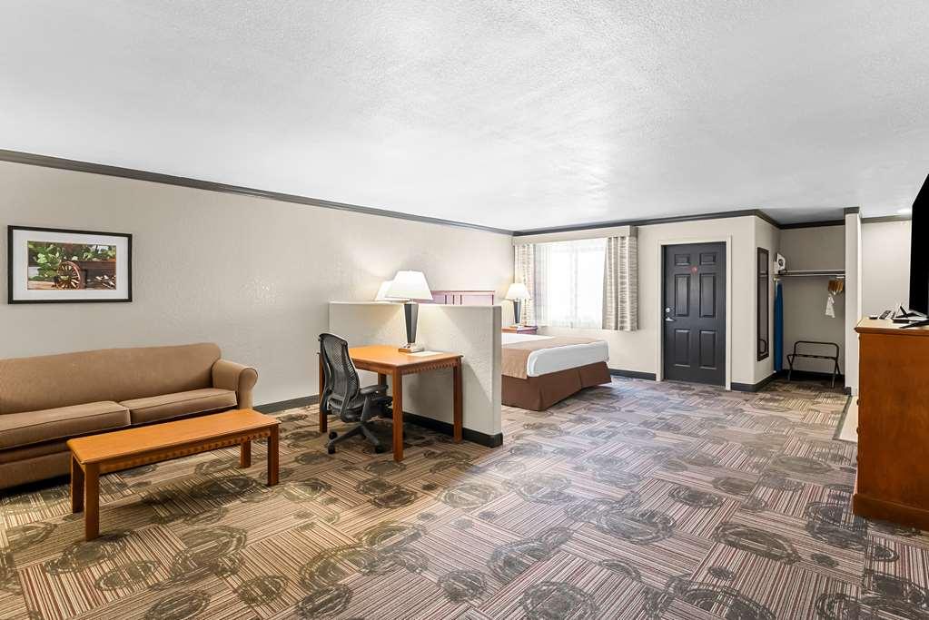 Best Western Apache Junction Inn Room photo